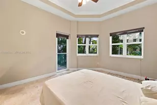 19900 E Country Club Dr, Aventura, FL 33180 - Photo 12