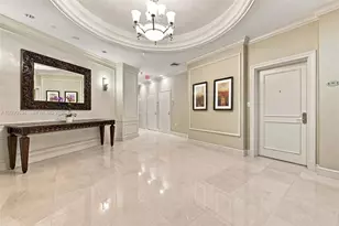 19900 E Country Club Dr, Aventura, FL 33180 - Photo 2