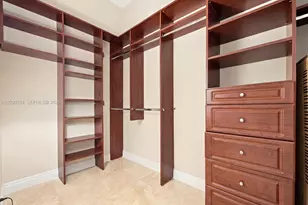 19900 E Country Club Dr, Aventura, FL 33180 - Photo 14