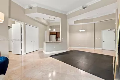 19900 E Country Club Dr #116, Aventura, FL 33180 - Photo 4