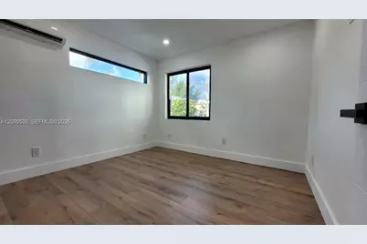 7801 Byron Ave #B, Miami Beach, FL 33141 - Photo 8