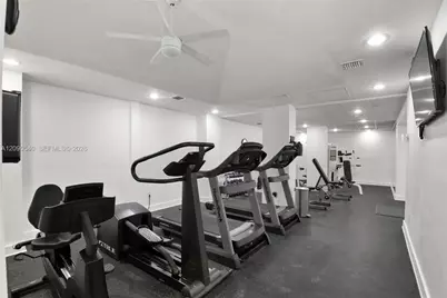 6450 Collins Ave #609, Miami Beach, FL 33141 - Photo 18