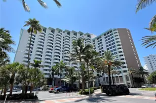 2899 Collins Ave, Miami Beach, FL 33140 - Photo 18