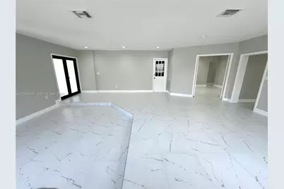 201 SW 40th Ave, Miami, FL 33134 - Photo 10