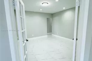 201 SW 40th Ave, Miami, FL 33134 - Photo 14