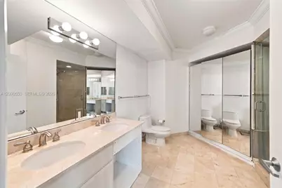 6365 Collins Ave #1103, Miami Beach, FL 33141 - Photo 16