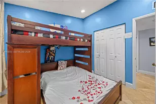 917 NE 199th St, Miami, FL 33179 - Photo 6