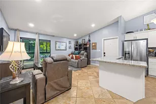 917 NE 199th St, Miami, FL 33179 - Photo 14