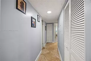 917 NE 199th St, Miami, FL 33179 - Photo 22