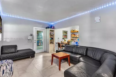 21025 SW 300th St, Homestead, FL 33030 - Photo 8