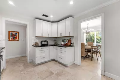 10420 SW 99th St, Miami, FL 33176 - Photo 14