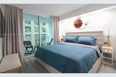 1200 Brickell Bay Dr #2016, Miami, FL 33131 - Photo 1