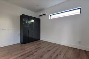 419 78th St, Miami Beach, FL 33141 - Photo 6