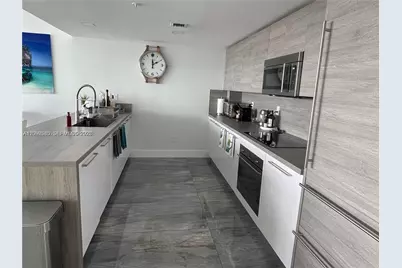400 Sunny Isles Blvd #1719, Sunny Isles Beach, FL 33160 - Photo 14