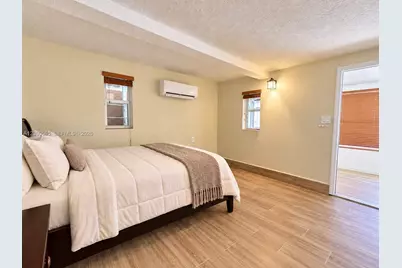 140 Iroquois St #B, Miami Springs, FL 33166 - Photo 10