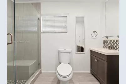 12711 NW 99th Pl, Hialeah Gardens, FL 33018 - Photo 24