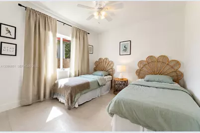 38 NE 50th St, Miami, FL 33137 - Photo 14