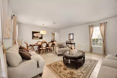17161 SW 91st St, Miami, FL 33196 - Photo 6