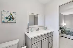5002 NW 35th St, Lauderdale Lakes, FL 33319 - Photo 2