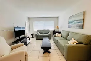 5002 NW 35th St, Lauderdale Lakes, FL 33319 - Photo 8