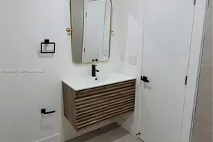 419 78th St, Miami Beach, FL 33141 - Photo 12