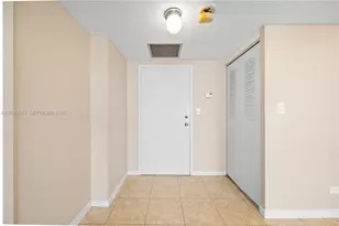 251 174th St, Sunny Isles Beach, FL 33160 - Photo 28