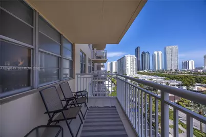 251 174th St #812, Sunny Isles Beach, FL 33160 - Photo 4