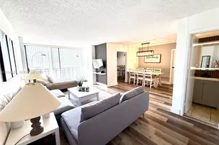 17021 N Bay Rd, Sunny Isles Beach, FL 33160 - Photo 2