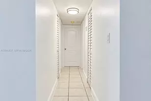 816 NW 87th Ave, Miami, FL 33172 - Photo 6