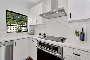 6751 SW 30th St, Miami, FL 33155 - Photo 10