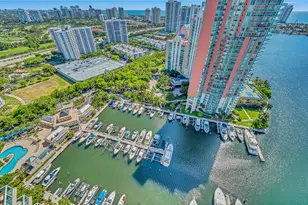 3330 NE 190th St, Aventura, FL 33180 - Photo 54