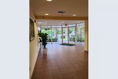 601 SW 37th Ave #202, Miami, FL 33135 - Photo 6
