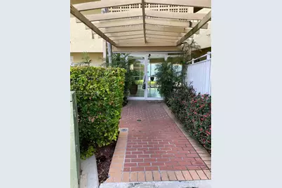 2690 SW 22nd Ave #504, Miami, FL 33133 - Photo 4