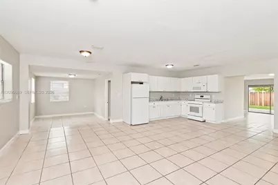 3951 NW 173rd Ter, Miami Gardens, FL 33055 - Photo 6