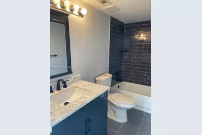 4015 W McNab Rd #D305, Pompano Beach, FL 33069 - Photo 4