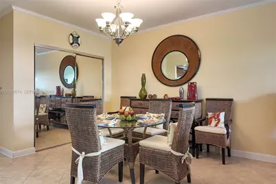 [Address not provided], Hallandale Beach, FL 33009 - Photo 10