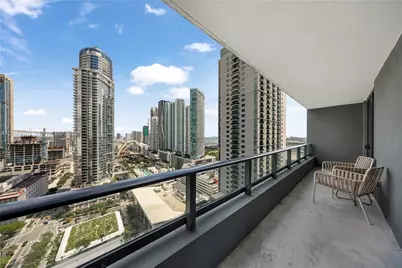 159 NE 6th St #2402, Miami, FL 33132 - Photo 14