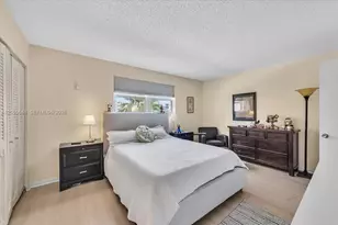 424 SE 10th St, Dania Beach, FL 33004 - Photo 12