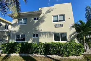 625 77th St, Miami Beach, FL 33141 - Photo 2