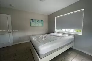 625 77th St, Miami Beach, FL 33141 - Photo 18