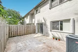 5073 NW 114th Ct, Doral, FL 33178 - Photo 14
