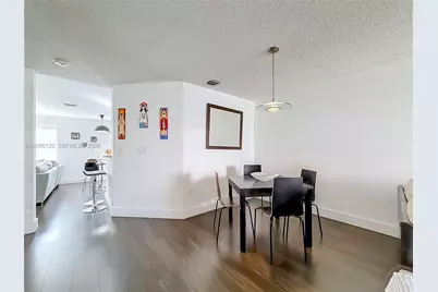 5073 NW 114th Ct, Doral, FL 33178 - Photo 6