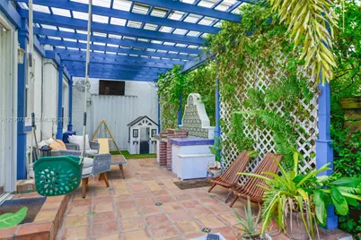 229 SW 19th Rd #., Miami, FL 33129 - Photo 36