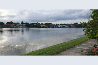 6702 SW 152nd Pl #28-02, Miami, FL 33193 - Photo 32