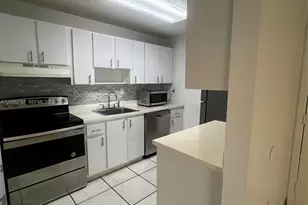 20680 NE 4th Ct, Miami, FL 33179 - Photo 10