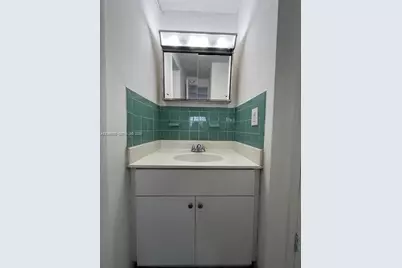 3100 W Flagler St #205, Miami, FL 33135 - Photo 8