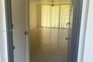 3101 N Country Club Dr, Aventura, FL 33180 - Photo 1