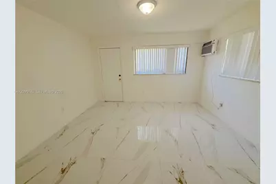 536 Euclid Ave #9, Miami Beach, FL 33139 - Photo 12