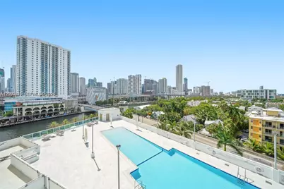 10 SW South River Dr #1703, Miami, FL 33130 - Photo 20
