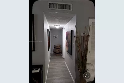 17901 NW 68th Ave #R105, Hialeah, FL 33015 - Photo 8